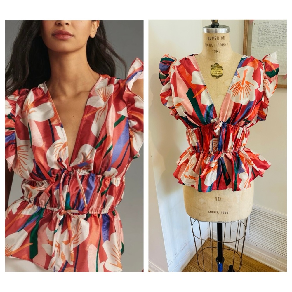 HUTCH Loni Brick Textured Orchids Ruffle Top, Small NWT